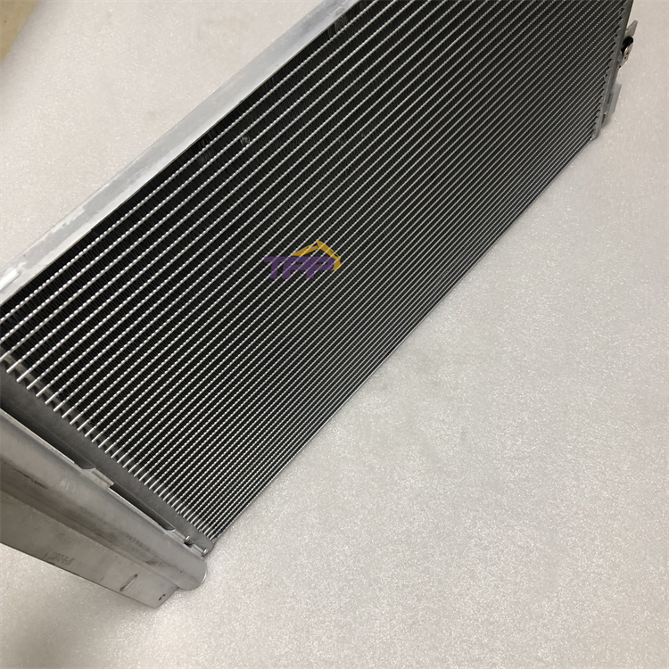 Truck Spare Parts WG1664820116 Air Conditioning Condenser for Sinotruk Howo