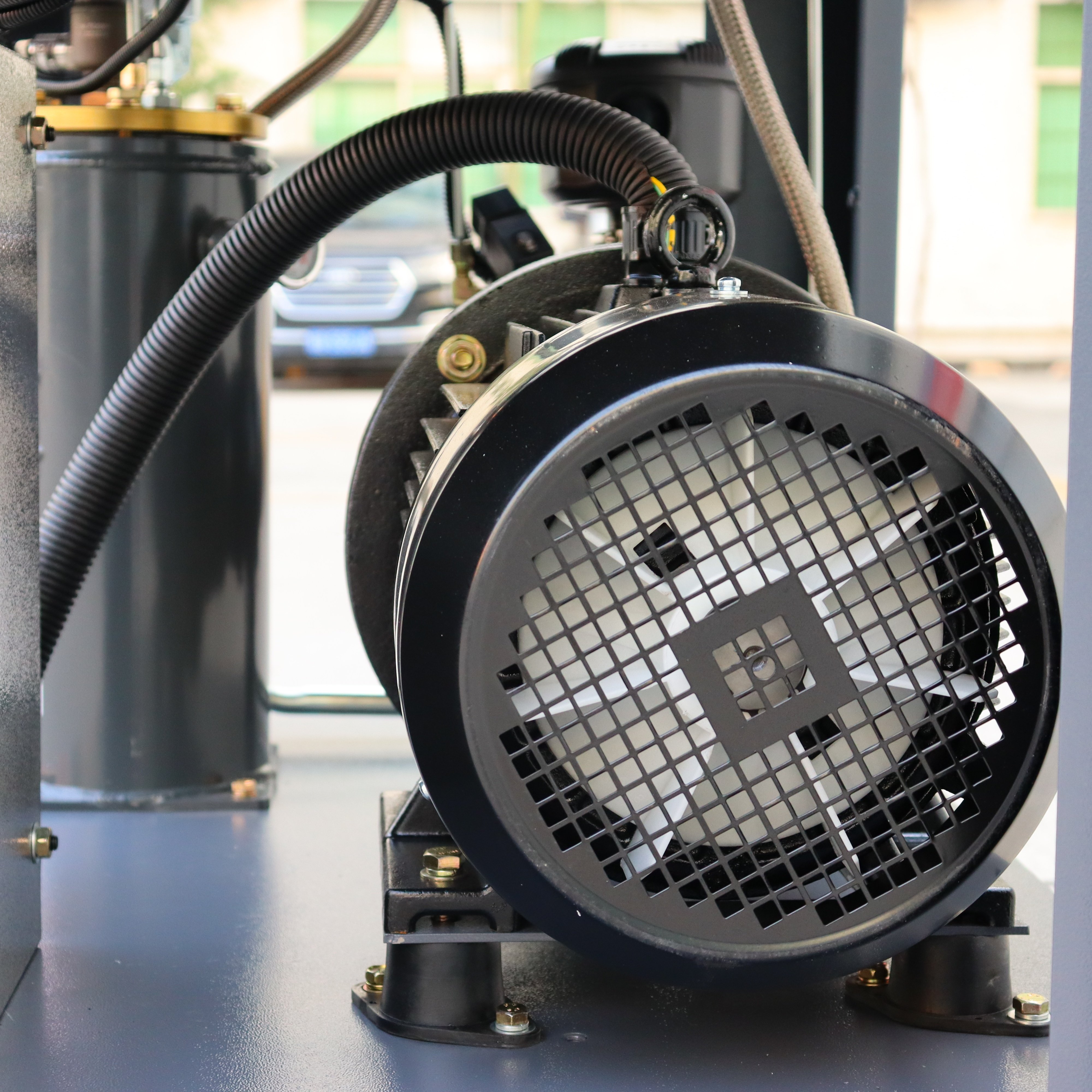 2022 Hot Sale Industrial Equipment 7.5kw 11kw 15kw 37kw 10HP 15HP 20HP 50HP 7-13bar Rotary Silent Screw air Compressor