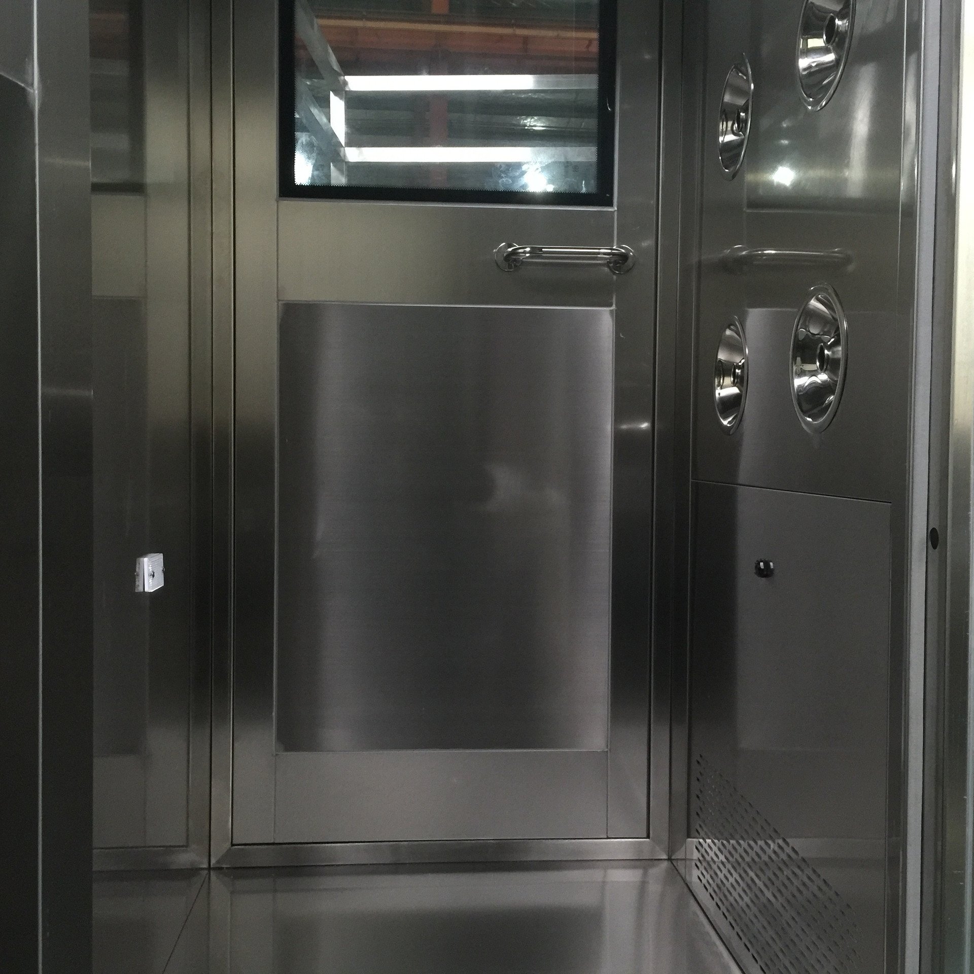 Mobile Disinfection Cabin air Shower for Public Places