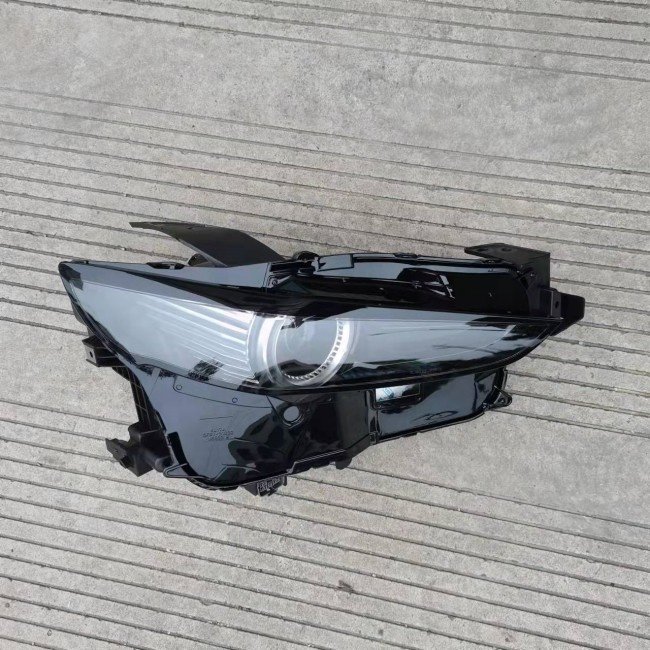 High Quality Car Body Kit Car Fog Lamp Fog Light for Mazda CX30 CX-30 2019 2020 2021 2022