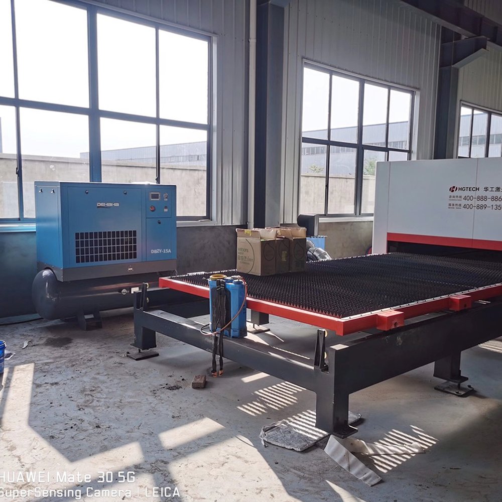 High-Performance 16 Bar 20HP Screw Air Compressor with Integrated Dryer