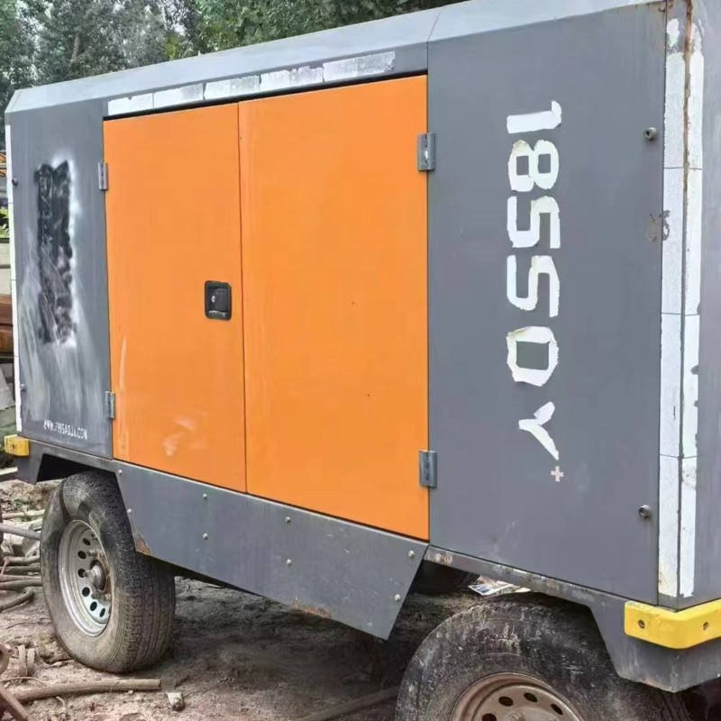 Portable 17M3/Min 18 Bar Tow Stage Compression Ip55 Electrical Screw Air Compressor 4 Wheel 75Kw Diesel/Gas Used 4 Motor Engine