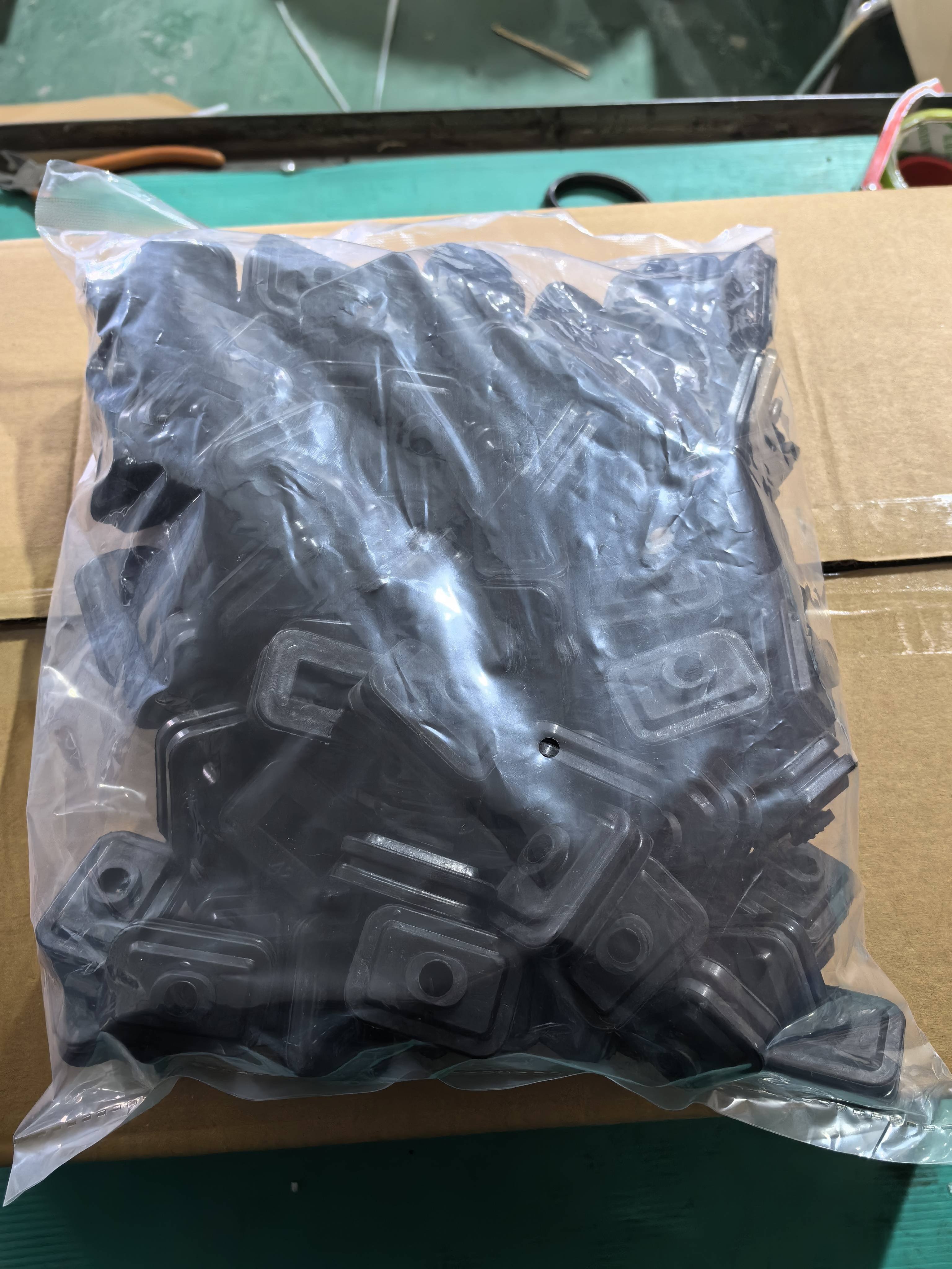 Quality Air Conditioner Bracket with Support Base and Rubber Block Shock Pad Assisting External Unit Custom Cutting Service