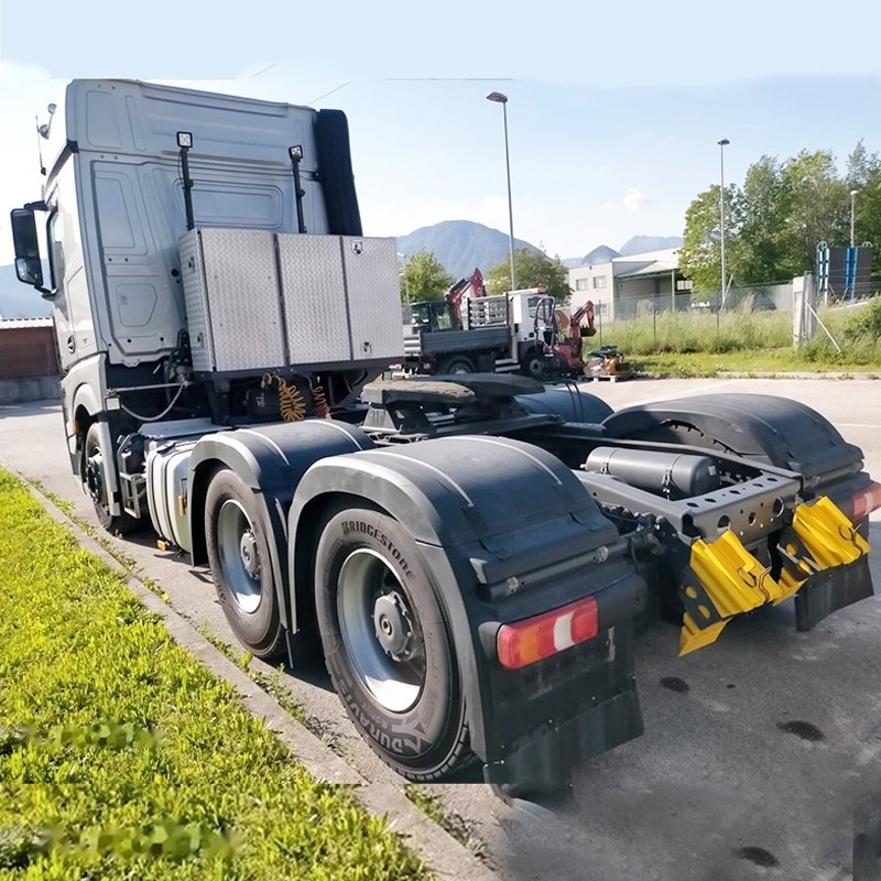Good Condition Used 2652 10 Wheeler4*2 6*4 Cargo Trailer Head Trucks of Mercedes Actros