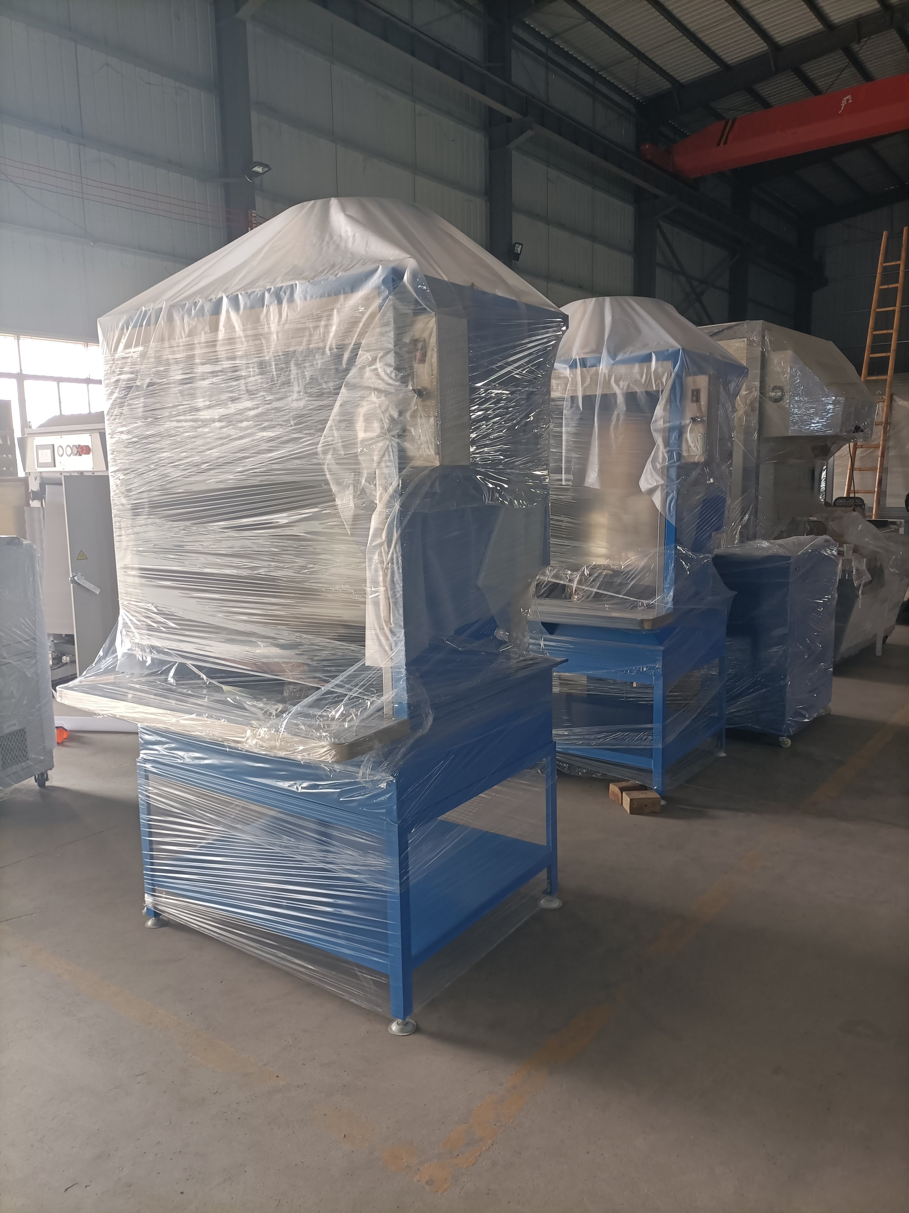 YUTAI Shoe Color Change Water Curtain Spray Cabin Shoes Machine