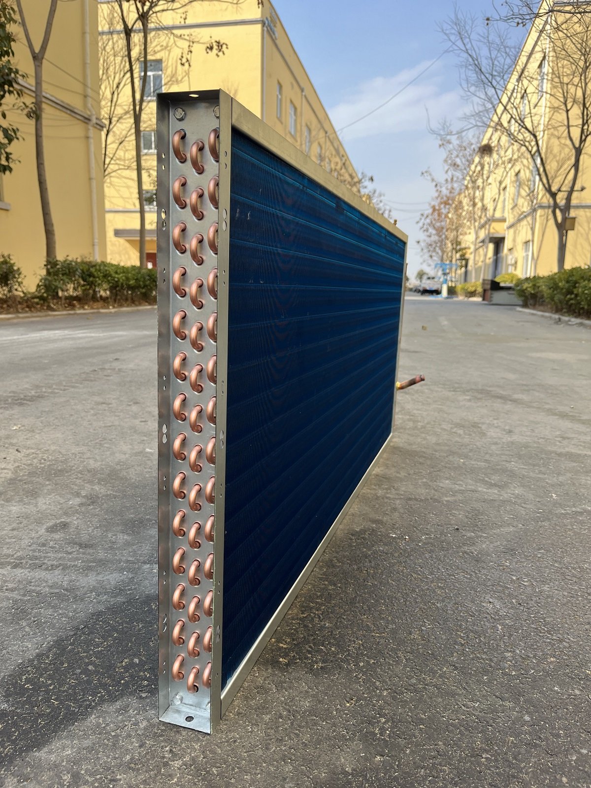 Air Conditioning Fan Coil Unit Evaporator Condenser Radiator Water Air Conditioning System