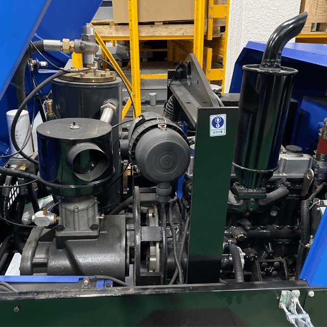 60KW 185 Cfm 30-gallon Best Mobile Diesel Screw Air Compressor for Truck Equipment Rental 8bar/10bar/15bar/17bar/18bar/20bar