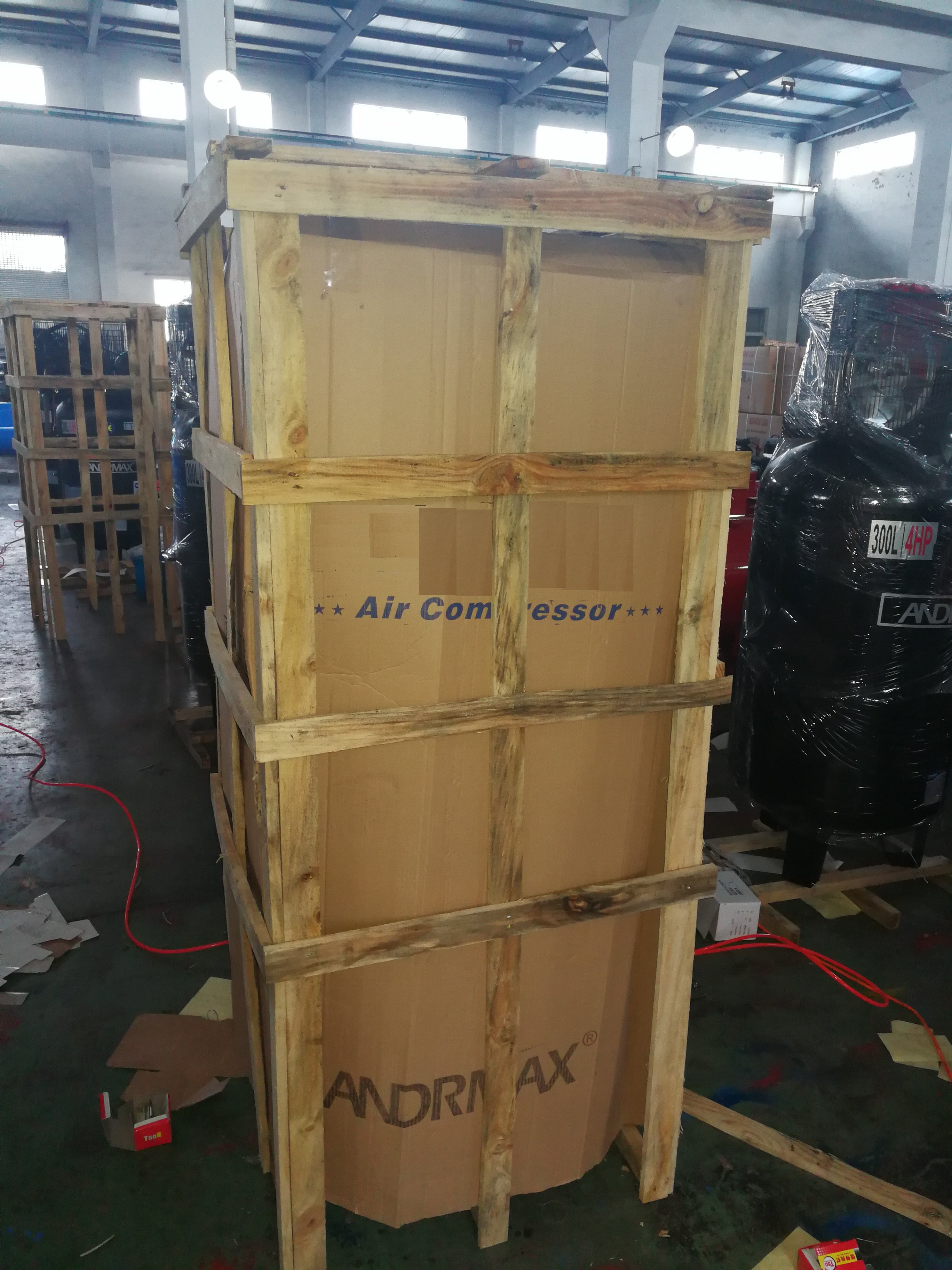 Good Price 8bar AC 230V Belt Type Driven 100L 2HP 3HP Piston air Compressor With 150L Vertical tank