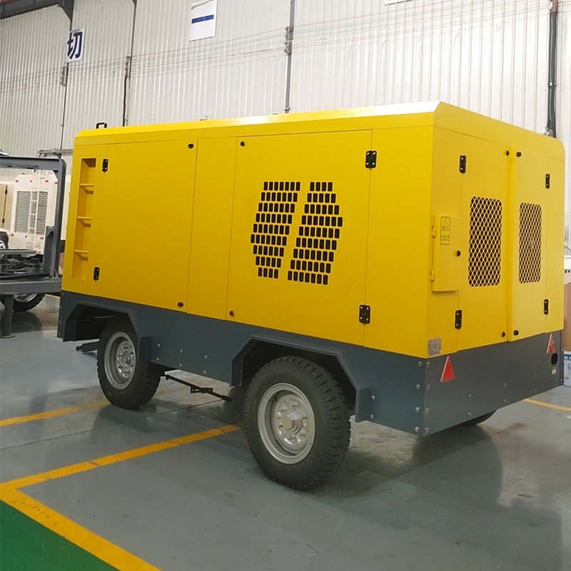 Long Service Life 459cfm 13bar 132Kw Diesel Portable Screw Air Compressor for Bulk Cement
