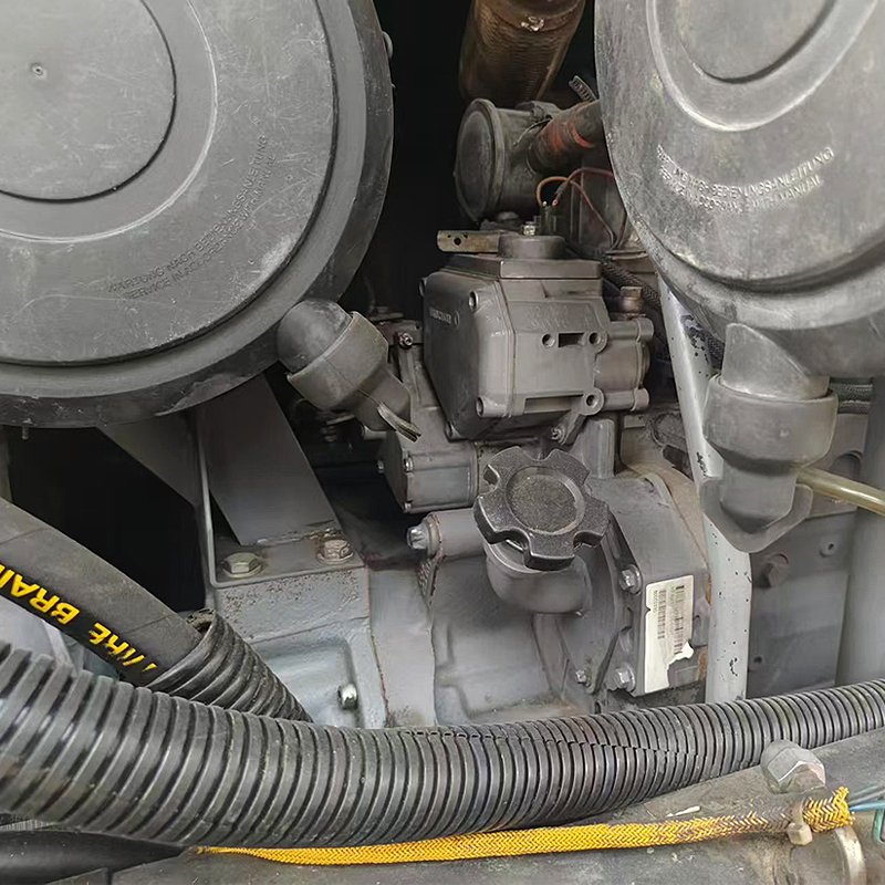 Used Atlas XAVS 196 Diesel Air Compressor 11m3/min 13.8bar 200Psi Refurbished Second-hand Compressor XAS97 XAS186 XRVS455
