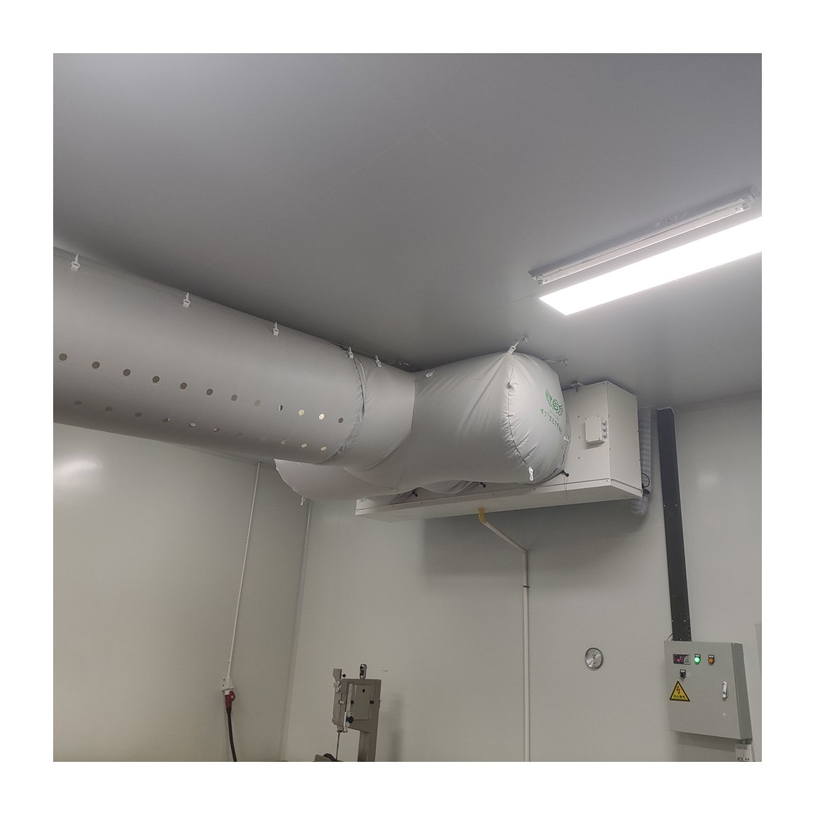 Contemporary Anti-Bacterial Air Socks Ducts No Condensation Steel Fabric Flexible Clear Space Dining Hall Air Conditioning