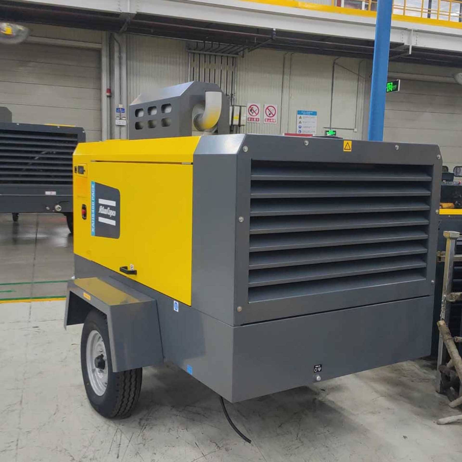 Atlas Copco New Condition Medium Diesel XAHS350 XAHS400 Screw Mobile Air Compressor Machines 12bar 18bar 350cfm