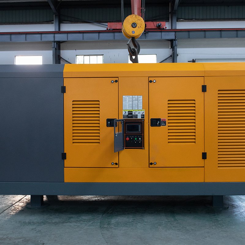 Factory Customization 1200cfm 30bar 390kw Diesel Engine Screw Powered Industrial Air Compressor for Mining