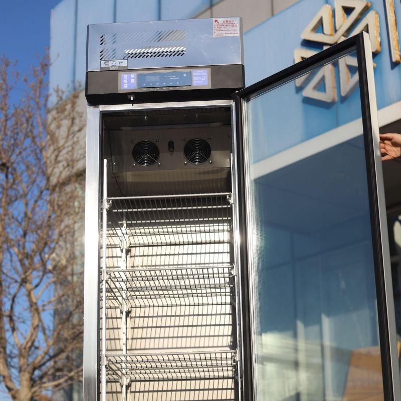 Xiangming Restaurant Kitchen Single Door Commercial Vertical Refrigerator Commercial High Quality Glass Door Refrigerator