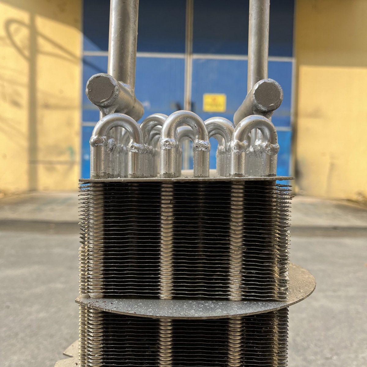 Customize the Evaporator of the Refrigerated air Dryer with Copper Tubes and Aluminum Foils.