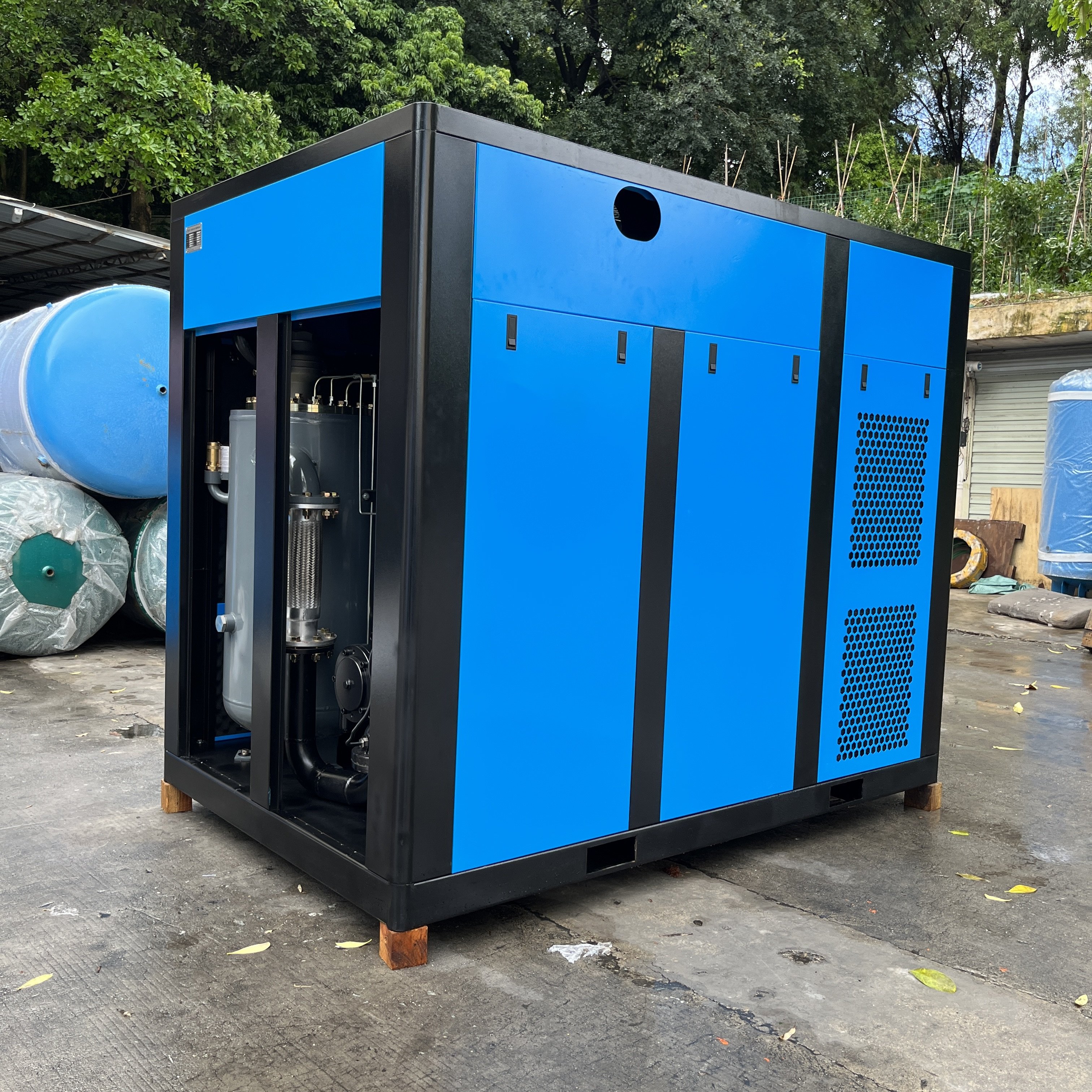 Airstone 45kw Factory Price Rotary Type Screw Air Compressor 60HP Air Compressor for Garments Industry
