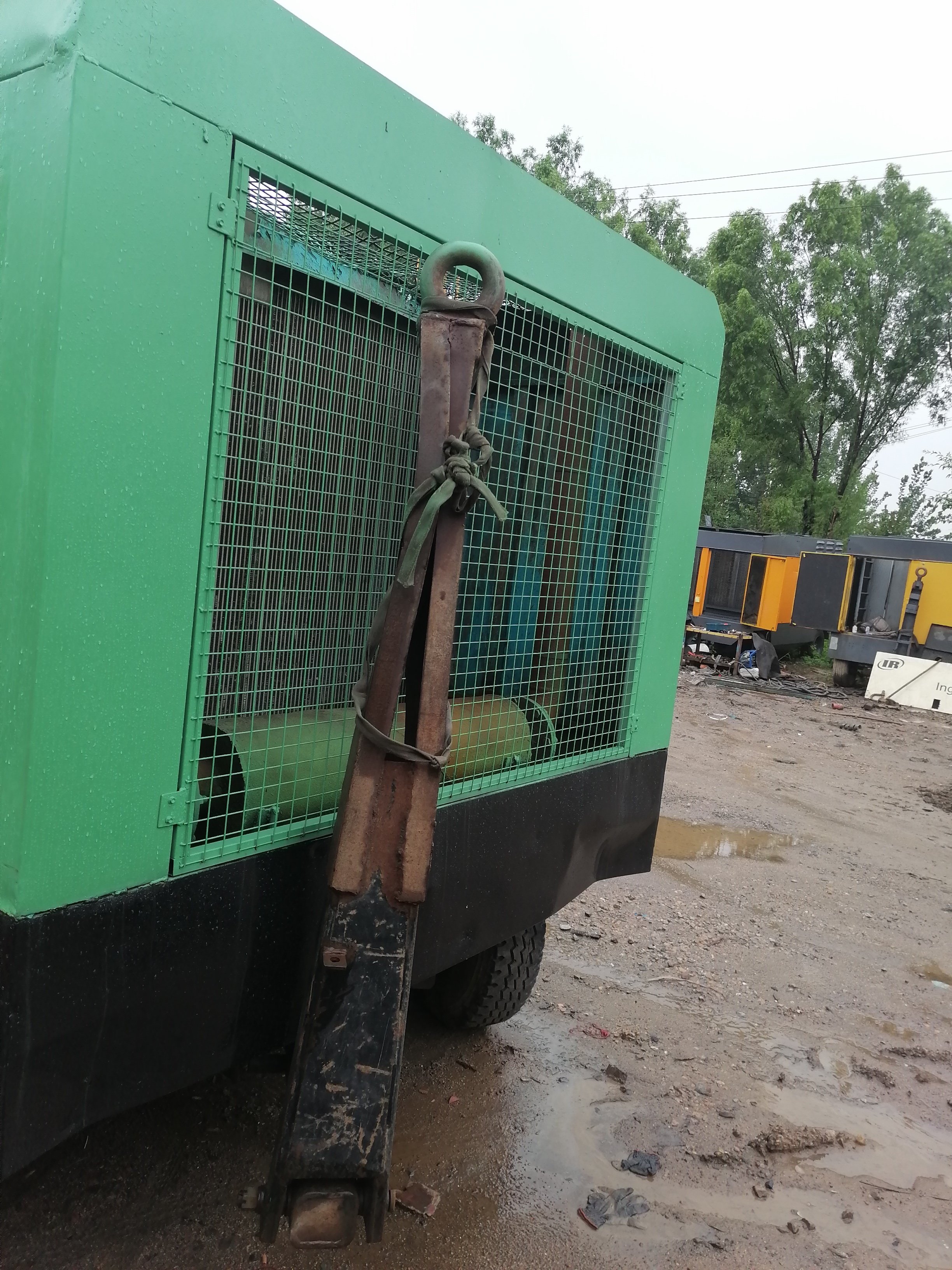 Second Hand Used Kaishan KSZJ33/25 Portable air Compressor Cummins diesel Engine 2 Inch Wind Pipe China Factory Price