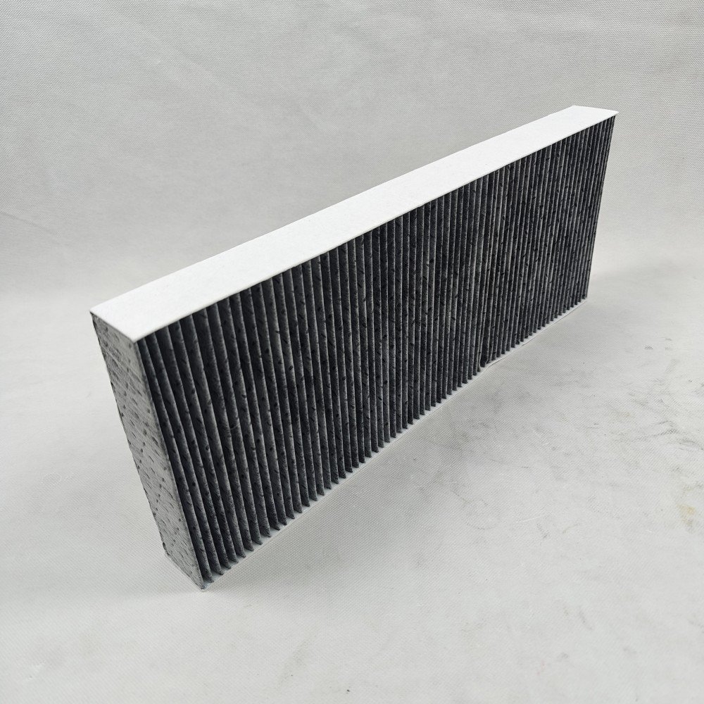 SINOTRUCK HOWO Truck Accessories High Quality New Cab Air Filter 81619100019 Paper Cover for Car Model