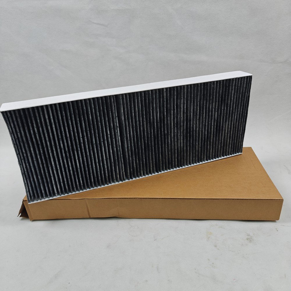 SINOTRUCK HOWO Truck Accessories High Quality New Cab Air Filter 81619100019 Paper Cover for Car Model