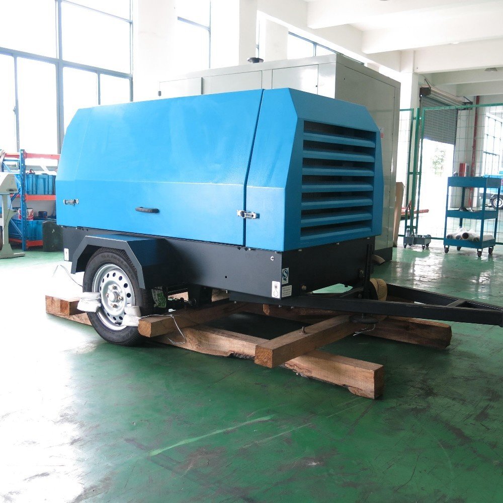 185 Cfm 7bar Portable Diesel Engine Screw Air Compressor with Wheels