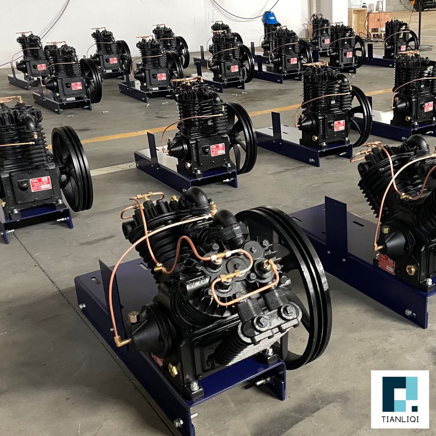 Manufacturer Direct Selling Dafeng Style 1105T 5.5HP Base Mounted Air Compressor Without Tank