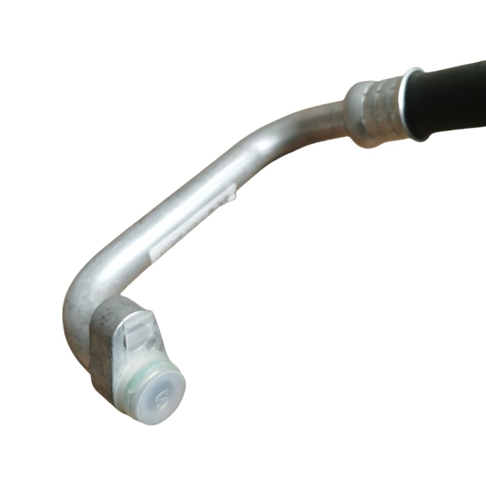 For SAIC MAXUS V80 SV61 High Pressure Auto Air Conditioner Hose Assembly Compressor to Condenser Hose for Optimal Cooling
