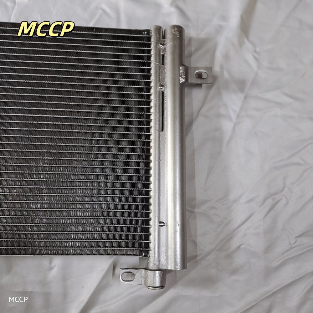 Truck Condenser FM420FM460FM500 air Conditioning Condenser Radiator 22768793