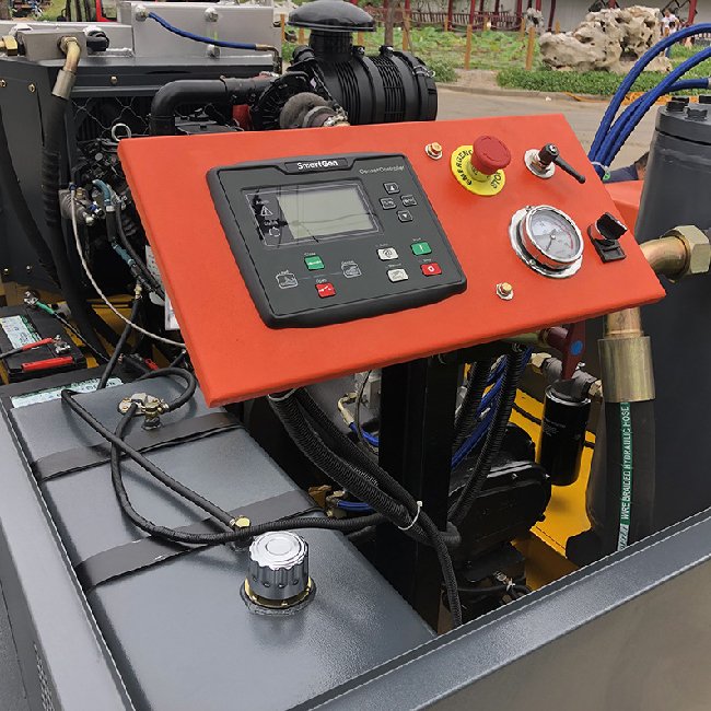 353 Cfm 10bar Mobile Diesel Screw Type Air Compressor for Gold Mining Equipment