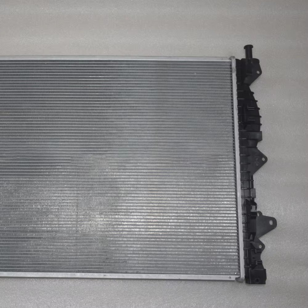 OEM LR075359 J9C7324 Radiator A/C Air Conditioning Condenser for Land Rover Discovery Sport 2015 - Range Rover Evoque 2012