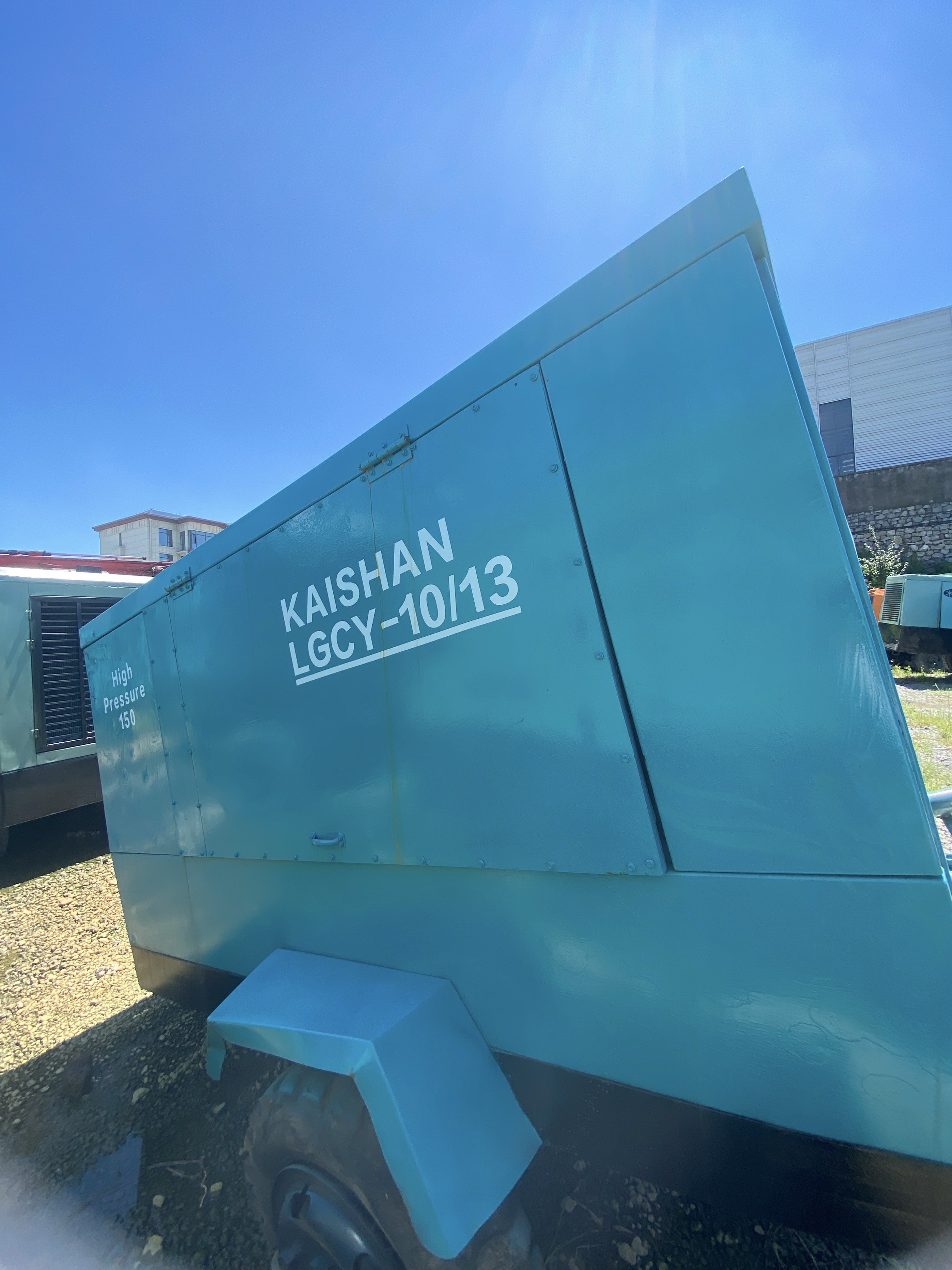 Second Hand Kaishan KSCY10/13 13bar 10m3/min Sky Blue Portable Mobile Fuel Injection Twin Screw diesel air Compressor