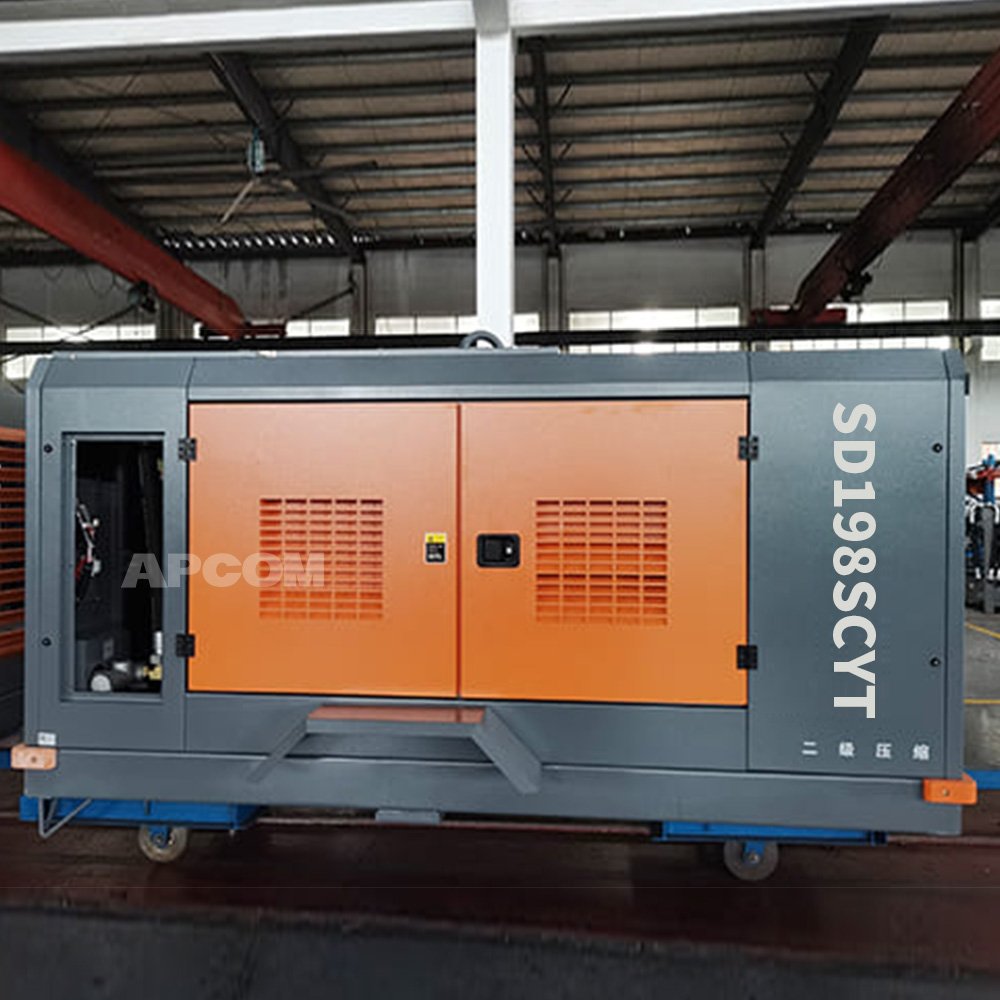 APCOM 20m3 20bar 700cfm Cummins Mining air Compressor 20 bar 700 Cfm Cummins diesel Engine Screw air Compressor with 2 Wheel