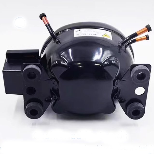 R134a R600a Refrigerator Compressor Refrigeration Equipment Energy Saving High Cooling Capacity Compressor Easy Installation