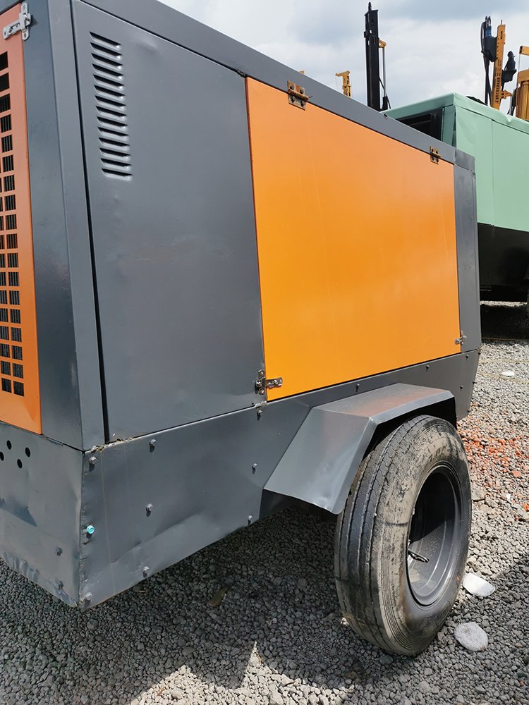 Second Hand Zega 110SCY-14.5 Air Compressor Low Pressure Diesel Screw Air Compressor 2020 Model 14.5 Bar Diesel Engine Yuchai