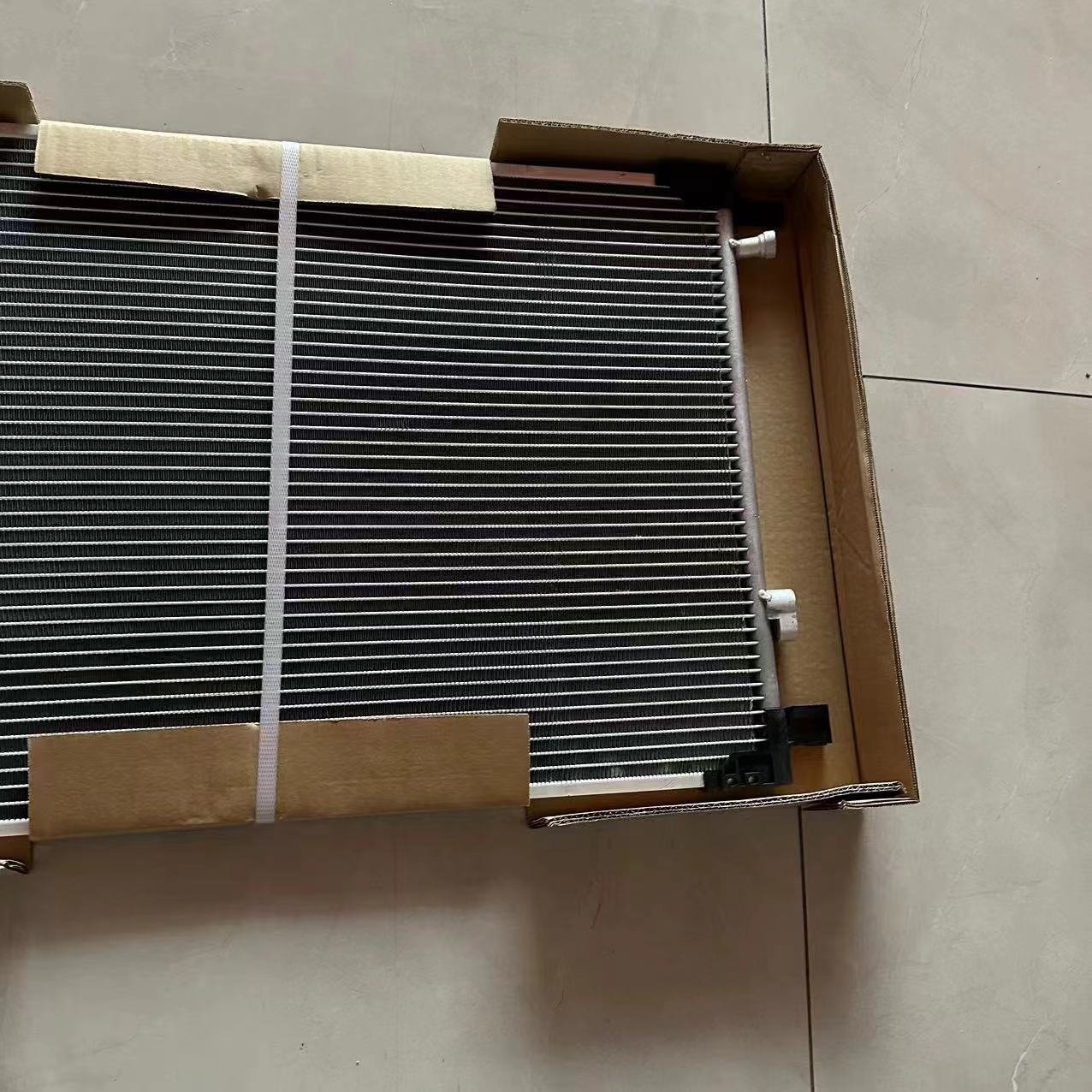 884A0-06010 High-quality Automotive Parts for AVALON Air Conditioning Condenser