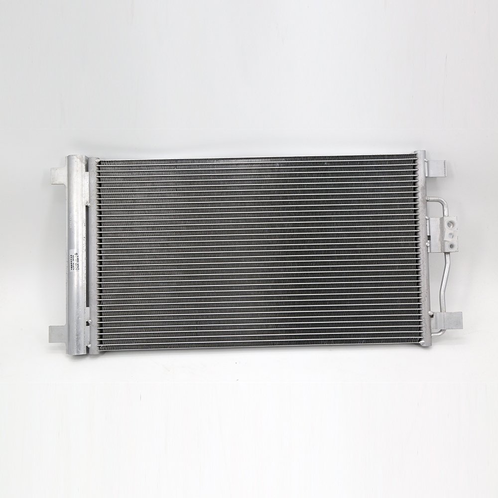 Roewe Automobile ZS RX3 Auto Condenser Model Ace-10916976 10245766 Air Conditioner