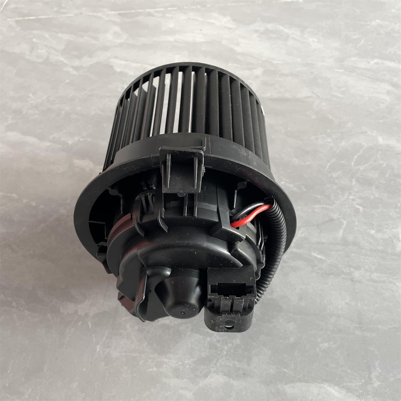 RGFROST Car air Heater Blower Fan Motor Interior Blower for RENAULT LOGAN DACIA OPEL SANDERO MK2 OE Number 272100975R 715251