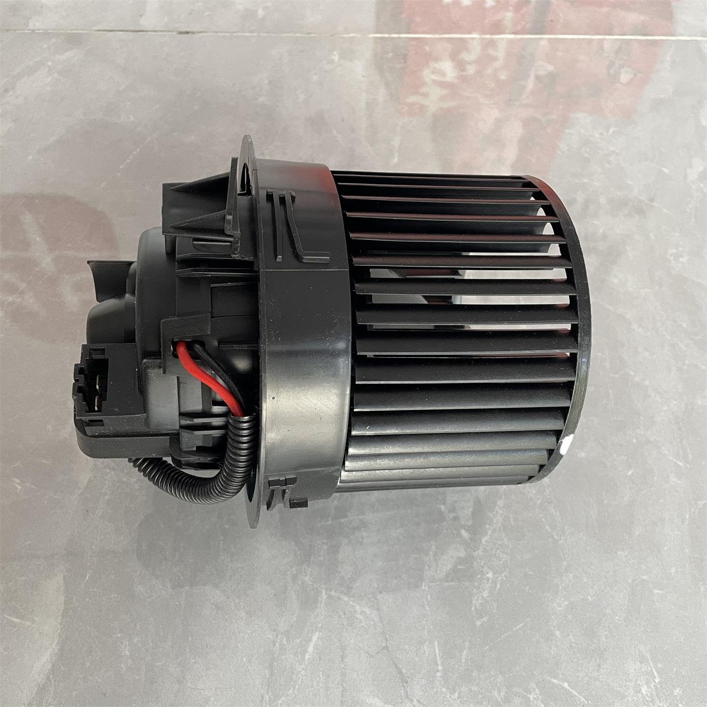 RGFROST Car air Heater Blower Fan Motor Interior Blower for RENAULT LOGAN DACIA OPEL SANDERO MK2 OE Number 272100975R 715251
