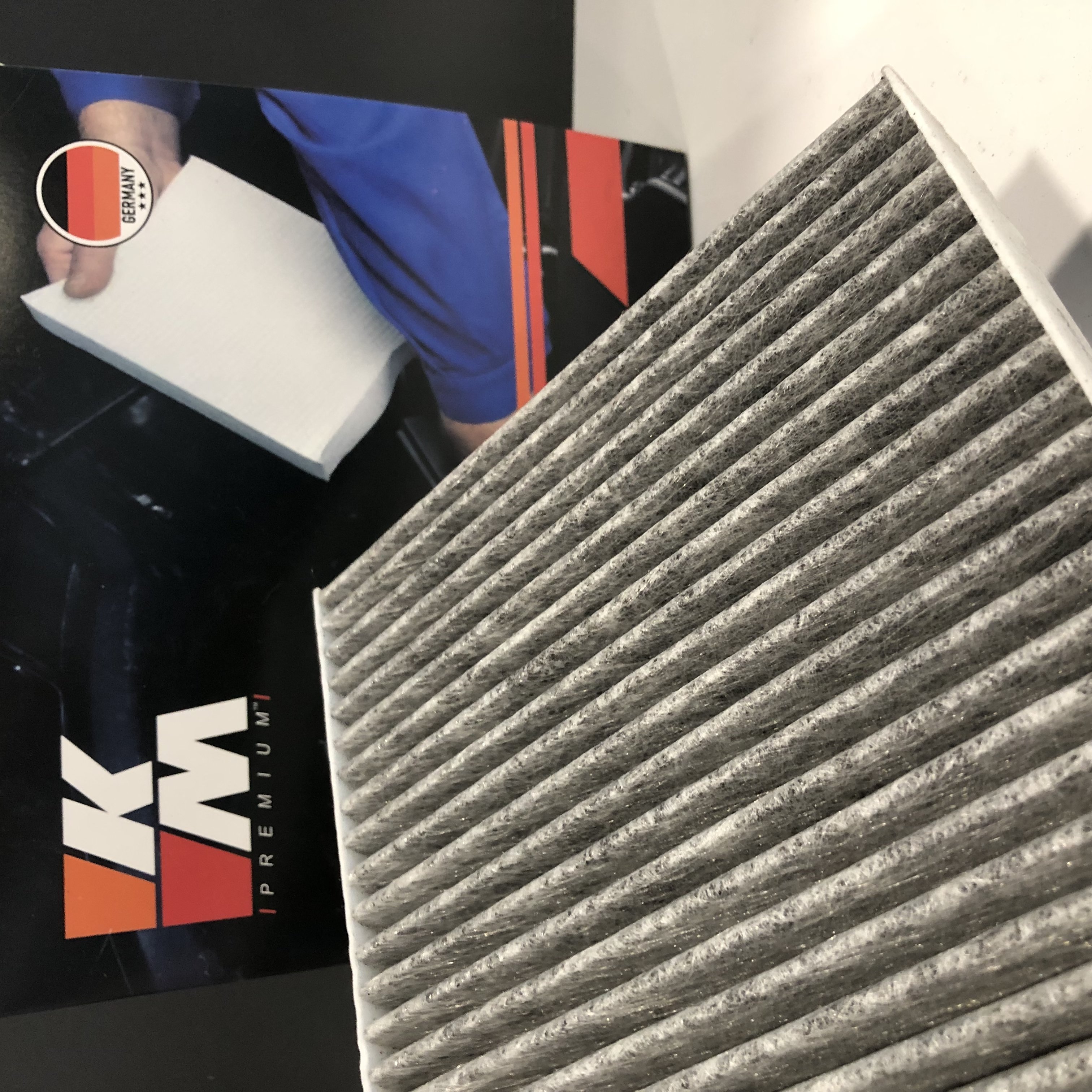 KM Auto Parts China Factory Engine Parts High air Flow Car Cabin Filter OE 8V51-18D543-AA Fit for Ford ECOSPORT Changan Ford