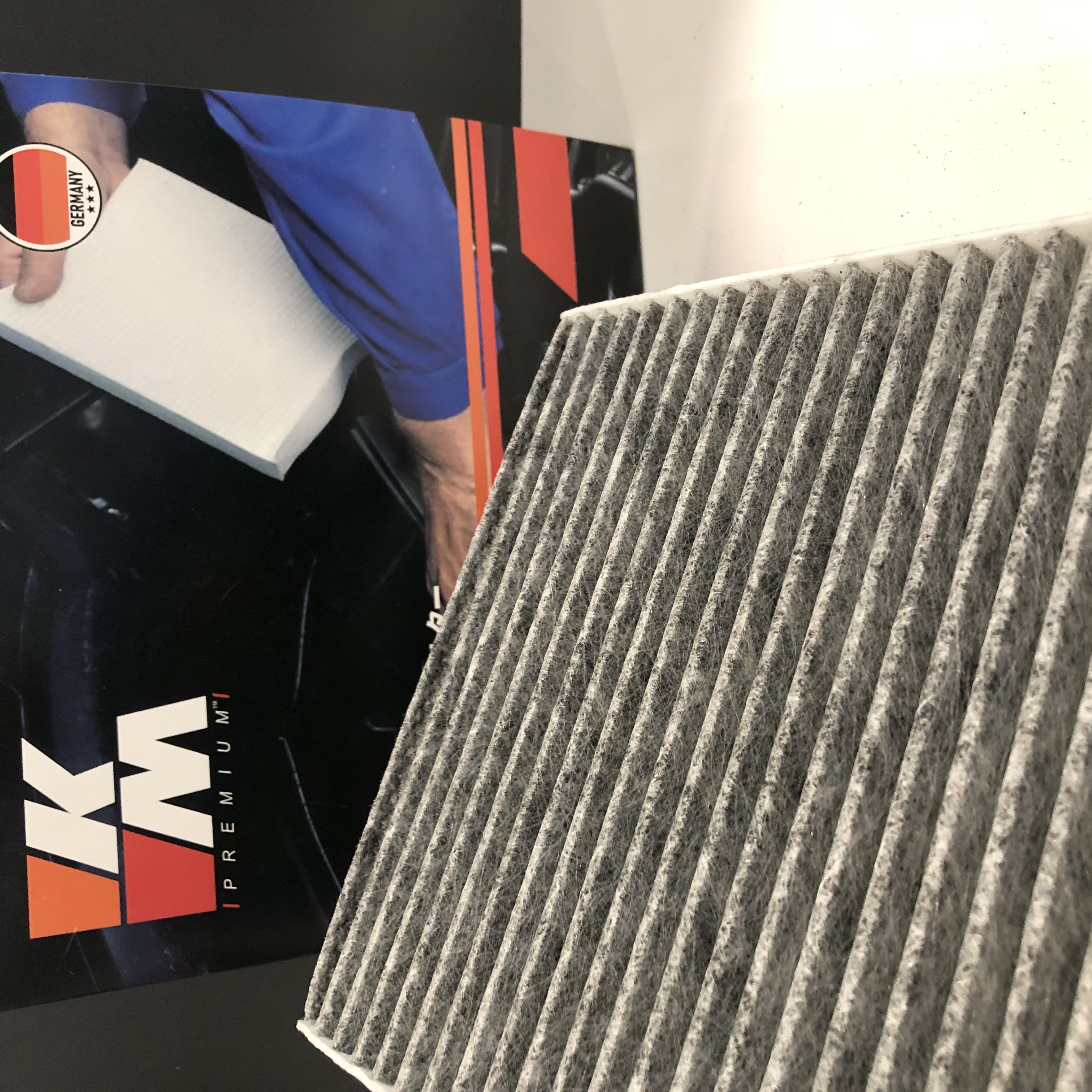 KM Auto Parts China Factory Engine Parts High air Flow Car Cabin Filter OE 8V51-18D543-AA Fit for Ford ECOSPORT Changan Ford