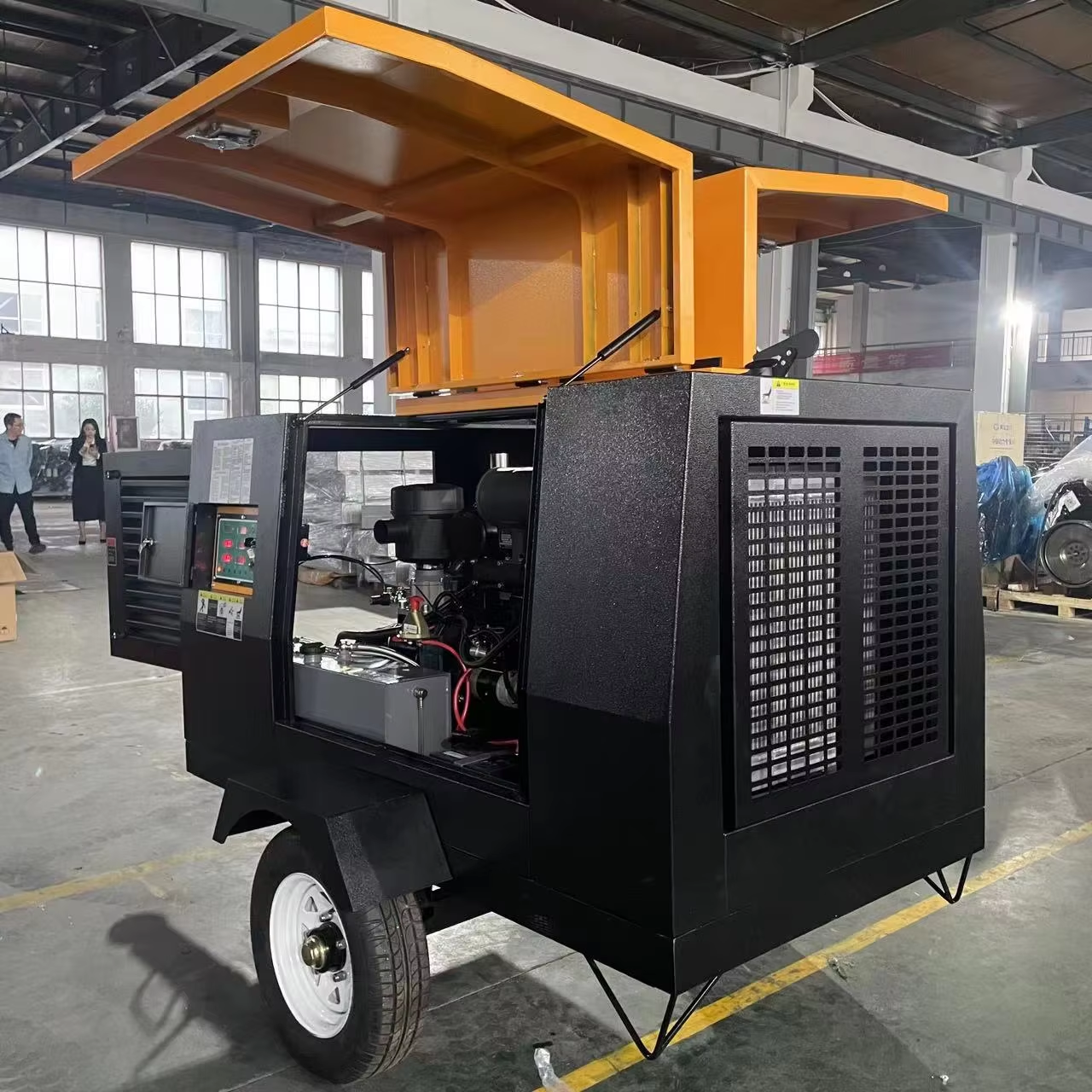 Factory Price Hot Selling 5m³/min 8bar 1400kg Portable Screw Diesel Air Compressor