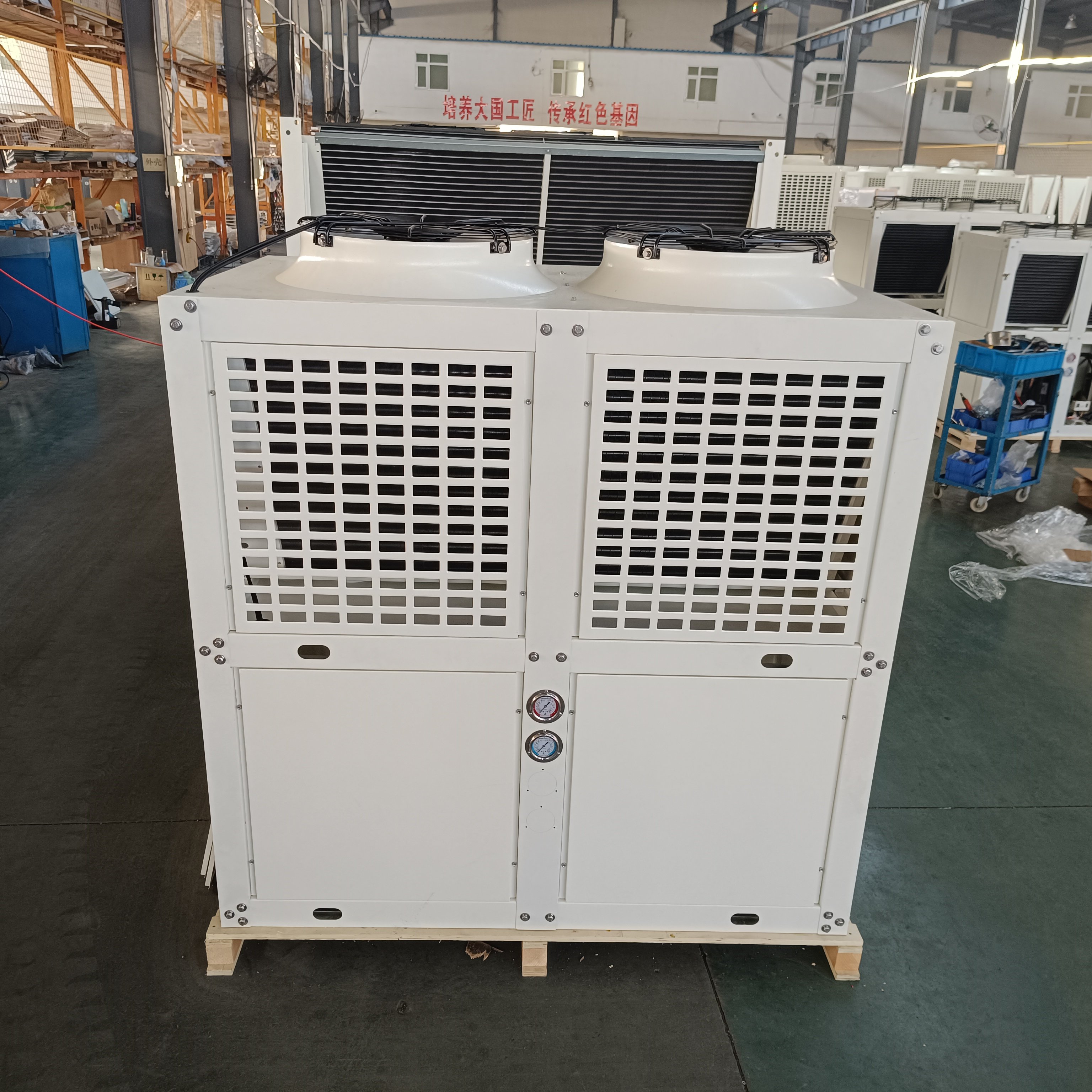 Automatic V-Shaped Top Air Outlet Energy Saving R404A for Bitzer Copeland Compressor Pump Motor Essential Core for Condensing Un