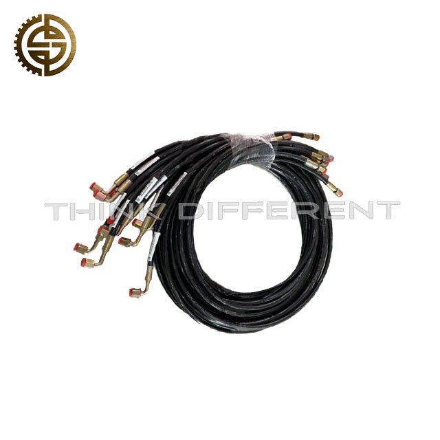 For SINOTRUK HOWO Truck Parts WG9719820207/600mm WG9719820206 /2600mm Cabin Hydraulic Hose Single Bend Hose
