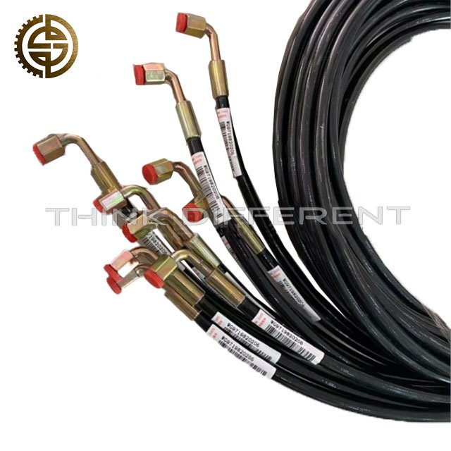 For SINOTRUK HOWO Truck Parts WG9719820207/600mm WG9719820206 /2600mm Cabin Hydraulic Hose Single Bend Hose