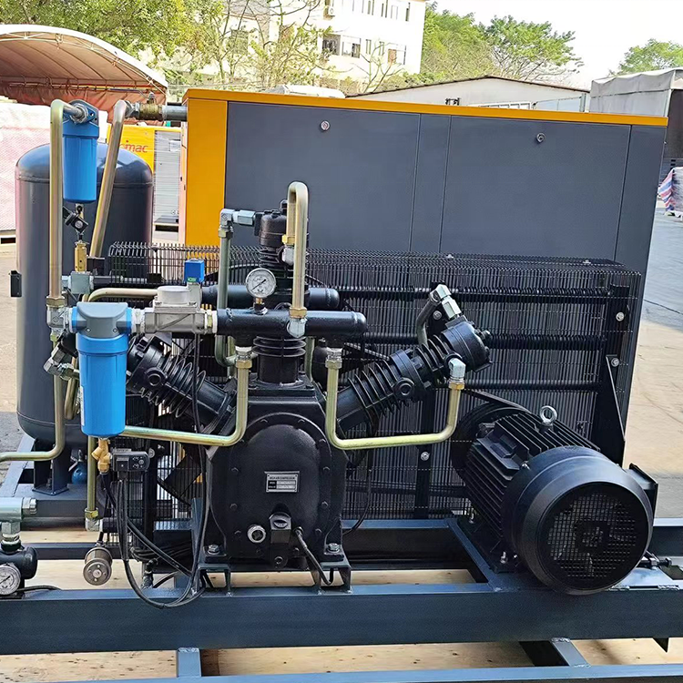 High Pressure 30bar 40bar Screw air Compressor With Booster for PET Bottle Blowing Industry
