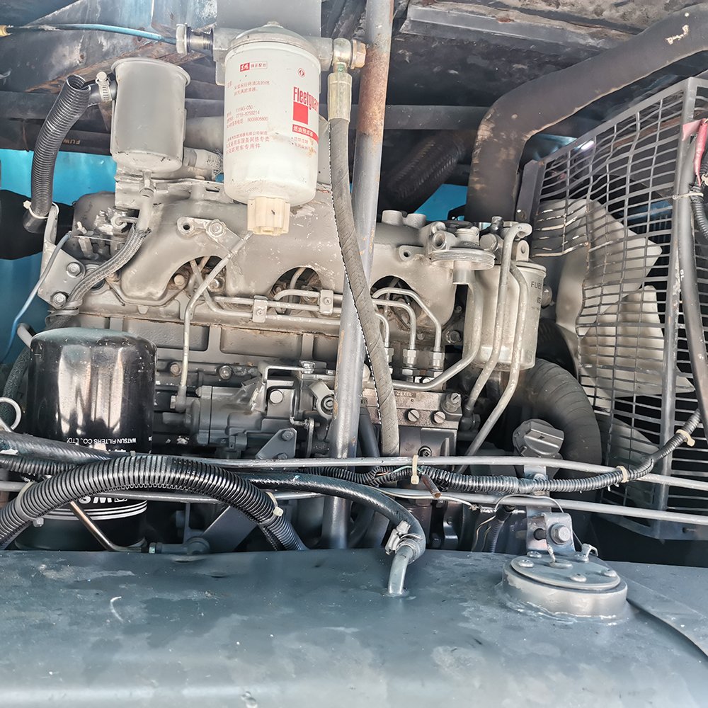 400cfm Second Hand 2016 Model Air Man PDS400S Low Pressure Small Portable diesel Screw air Compressor