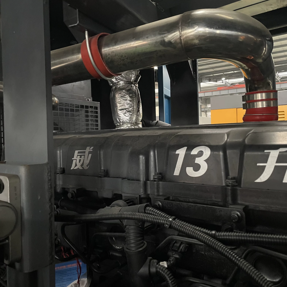 High Quality Custom 1200cfm Direct Screw Industrial Air Compressor 35bar Diesel Engine Air Compressor