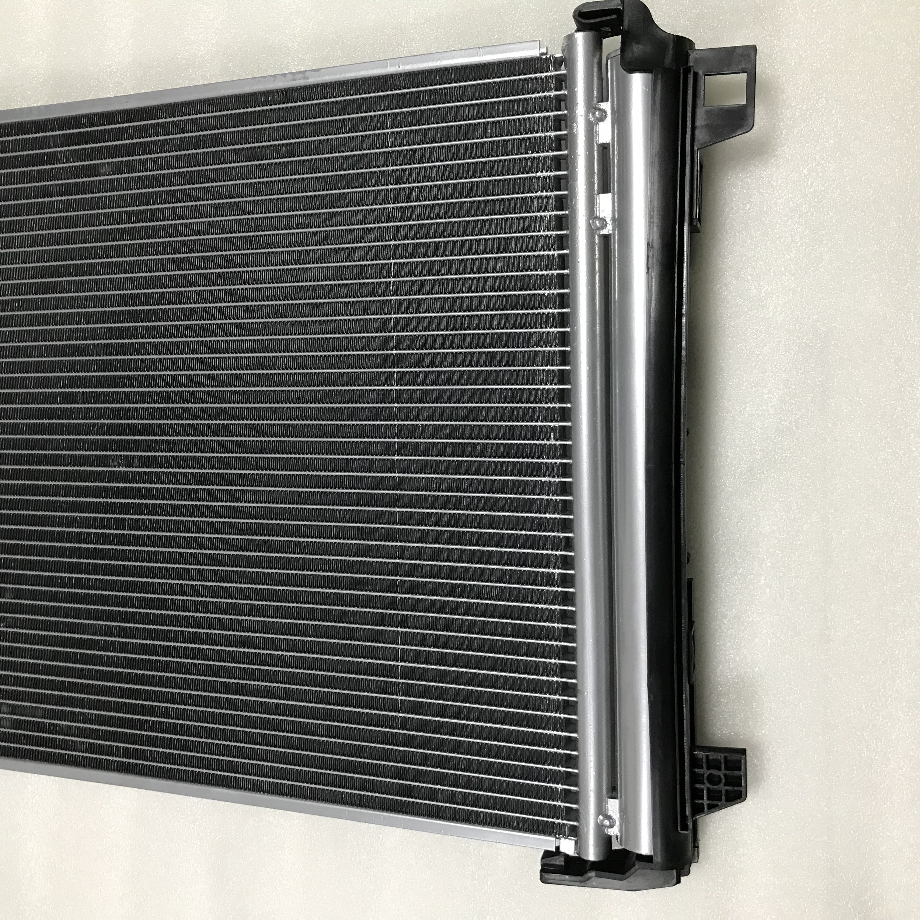 Auto Chassis Parts Air Conditioner AC A/C Condenser 2045000654 for Mercedes C- CLASS W204 W207 W212 OE A2045000654