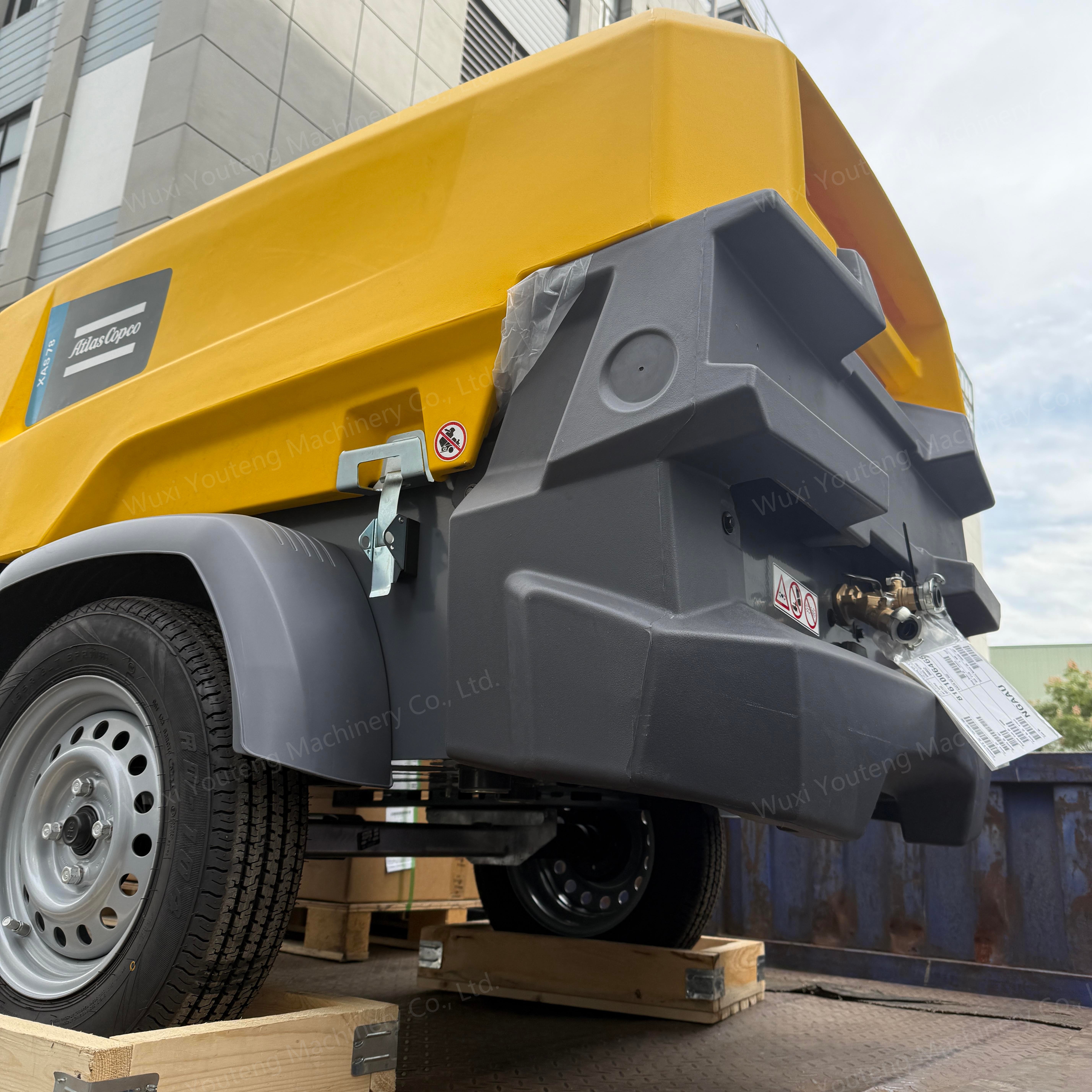 Atlas Copco XAS78 Mobile Air Compressor with Diesel Engine 160CFM 7bar 100psi Lubricated New Condition for Mine Industries