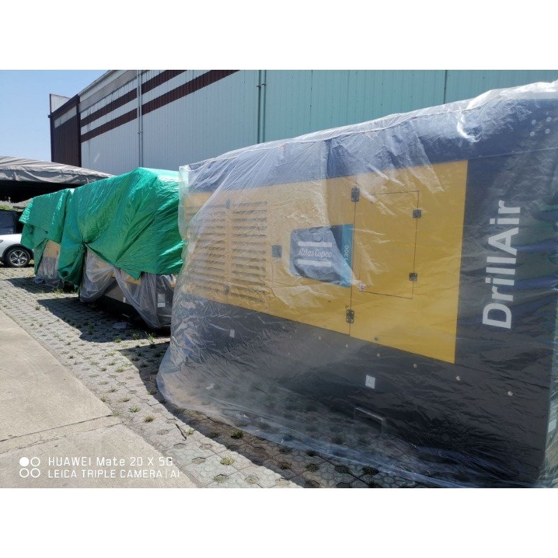 Atlas Copco Cummins Engine Box Type Oil Field Equipments Drilling Series Y1300 Large Mobile High Pressure Diesel Air Compressors