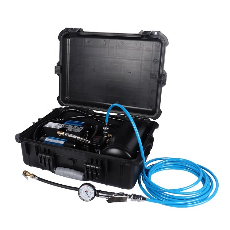 Portable 12V 4x4 Multi-Purpose Tank Truck Compressor Black Double Cylinder Car Tyre Pressure Pump Off-Road 150psi Air Compressor